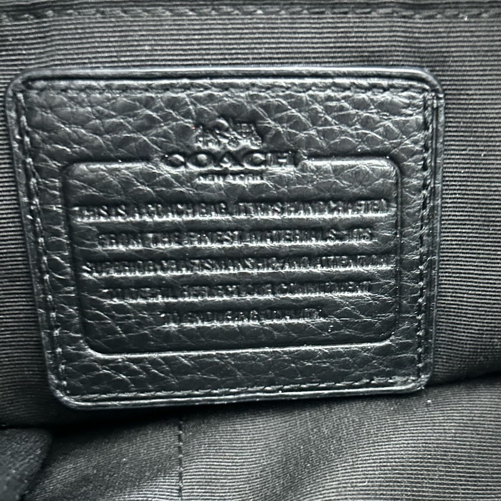 Coach Black Leather Kitt Pebbled Messenger Crossbody or Shoulder - Picture 4 of 6